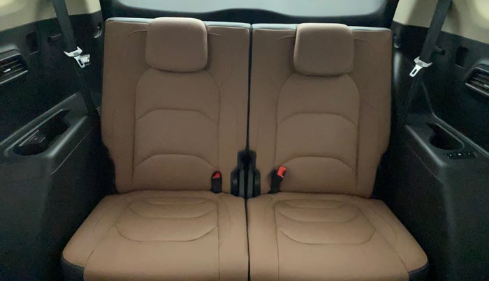 2023 MG HECTOR PLUS SHARP PRO 2.0 TURBO DIESEL 7 STR, Diesel, Manual, 74,430 km, Third Seat Row ( optional )