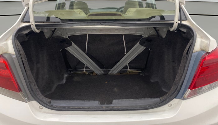2013 Honda Amaze 1.5L I-DTEC VX, Diesel, Manual, 1,40,616 km, Boot Open Zoomed View