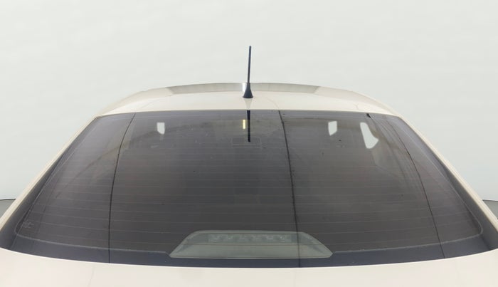 2016 Volkswagen Vento HIGHLINE DIESEL 1.5, Diesel, Manual, 1,19,043 km, Rear Windshield