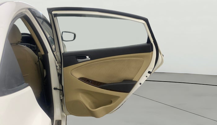 2015 Hyundai Verna FLUIDIC 4S 1.6 VTVT S, Petrol, Manual, 70,903 km, RHS Rear Door