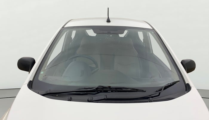 2015 Hyundai Eon D-LITE+, CNG, Manual, 1,10,658 km, Front Windshield