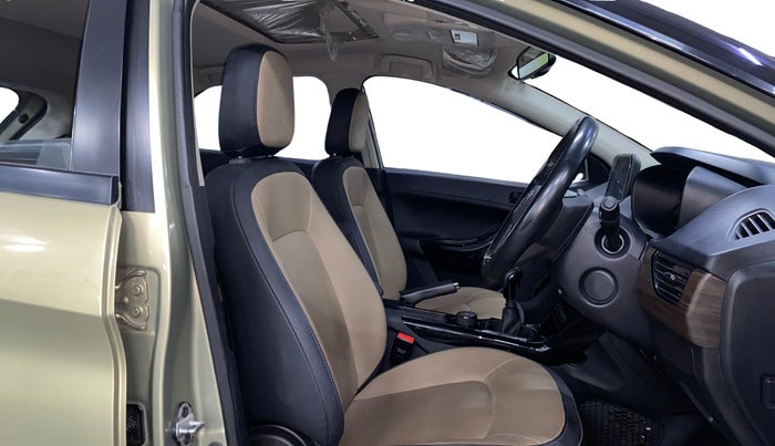2022 Tata NEXON XZ PLUS (PREMIUM) KAZIRANGA DIESEL, Diesel, Manual, 57,219 km, Right Side Front Door Cabin