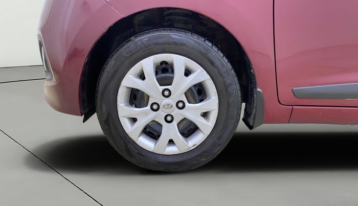 2015 Hyundai Grand i10 SPORTZ 1.2 KAPPA VTVT, Petrol, Manual, 94,438 km, Left Front Wheel