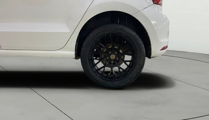 2015 Volkswagen Polo HIGHLINE1.2L, Petrol, Manual, 94,289 km, Left Rear Wheel