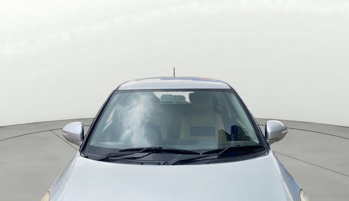 2014 Maruti Swift VXI, Petrol, Manual, 78,216 km, Front Windshield