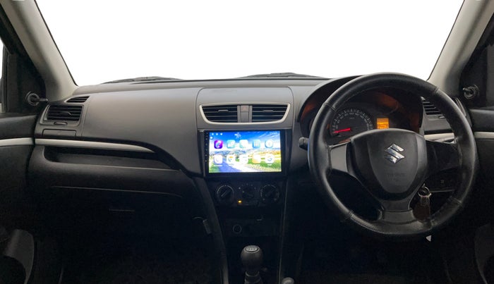 2017 Maruti Swift LXI (O), Petrol, Manual, 89,681 km, Dashboard