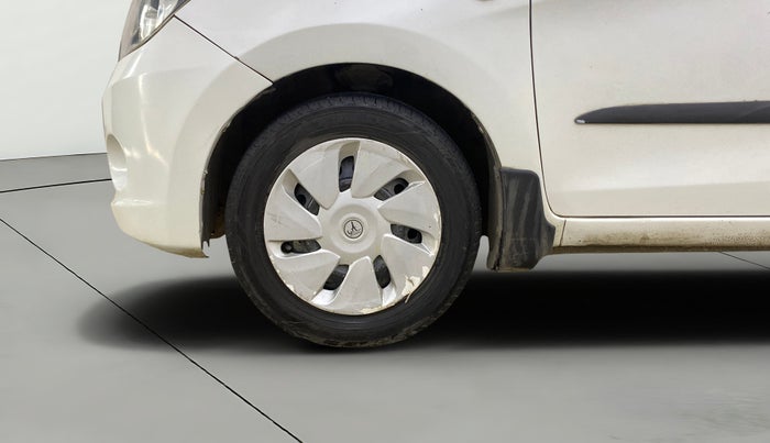 2014 Maruti Celerio VXI CNG, CNG, Manual, 97,471 km, Left Front Wheel