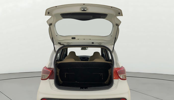 2018 Hyundai Grand i10 MAGNA 1.2 KAPPA VTVT, Petrol, Manual, 92,157 km, Boot Door Open