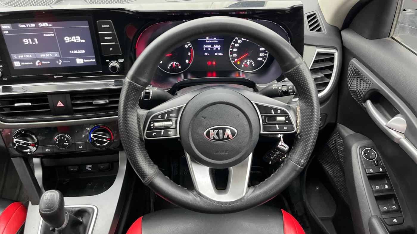 2020 KIA SELTOS HTK 1.5 PETROL, Petrol, Manual, 40,162 km, Steering Wheel Close Up