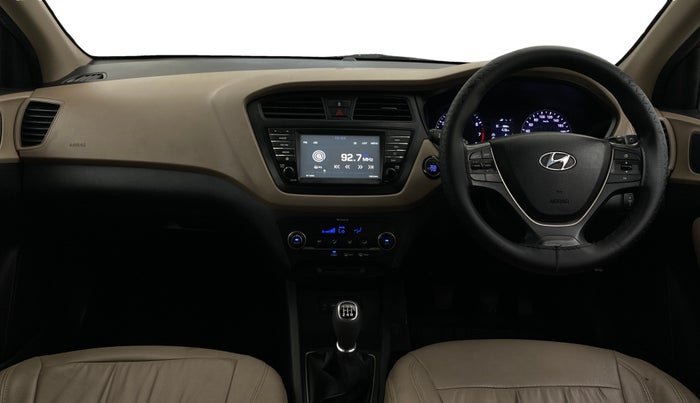 2016 Hyundai Elite i20 ASTA 1.2 (O), Petrol, Manual, 1,16,648 km, Dashboard