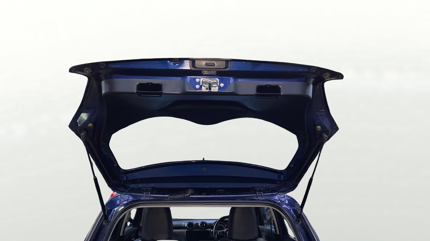 2023 Maruti Swift VXI AMT, Petrol, Automatic, 50,231 km, Boot Door Open