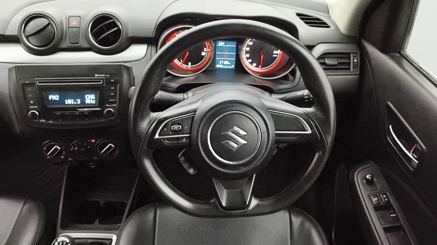 2019 Maruti Swift VXI, Petrol, Manual, 37,061 km, Steering Wheel Close Up