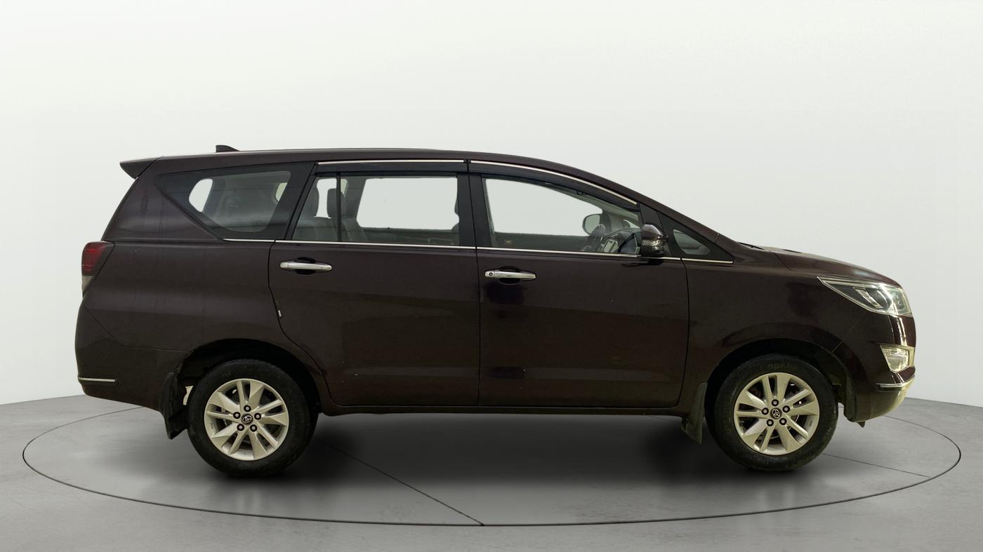 2018 Toyota Innova Crysta 2.4 VX 7 STR, Diesel, Manual, 37,949 km, Right Side View