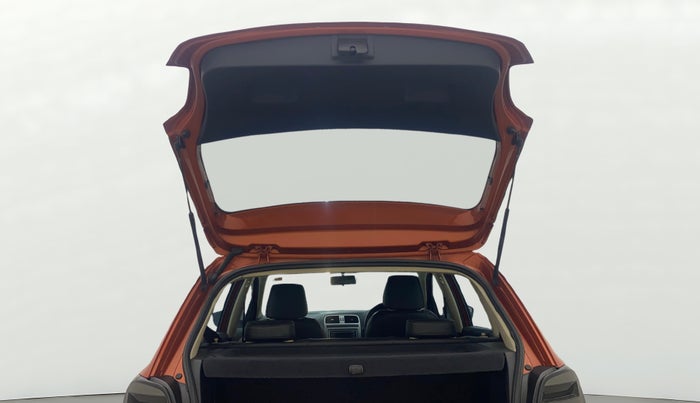 2015 Volkswagen Polo HIGHLINE1.5L, Diesel, Manual, 81,615 km, Boot Door Open