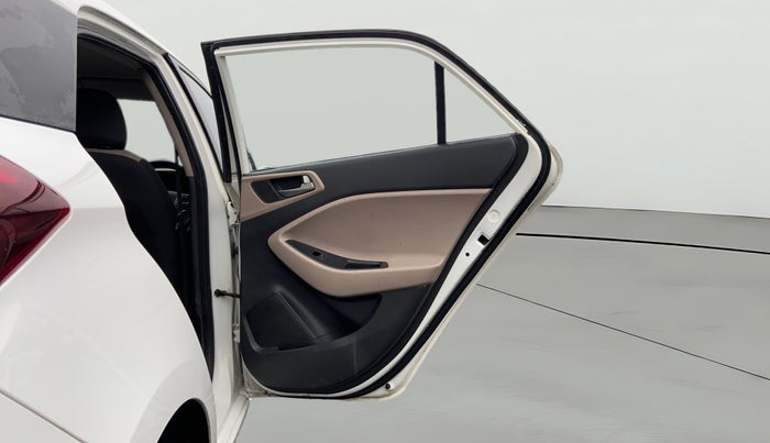 2015 Hyundai Elite i20 SPORTZ 1.2, CNG, Manual, 80,669 km, RHS Rear Door