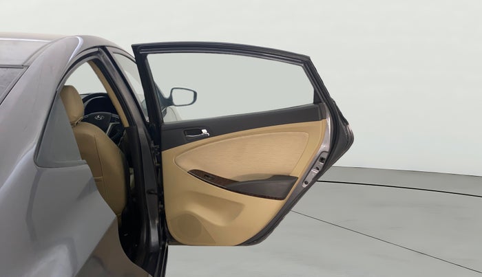 2013 Hyundai Verna FLUIDIC 1.6 VTVT SX, Petrol, Manual, 1,35,690 km, RHS Rear Door