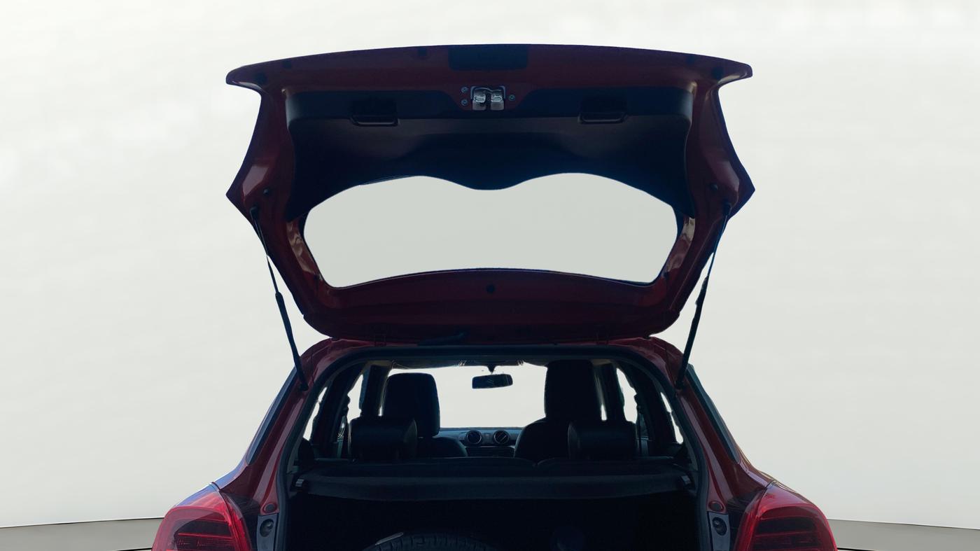 2023 Maruti Swift ZXI CNG, CNG, Manual, 28,512 km, Boot Door Open