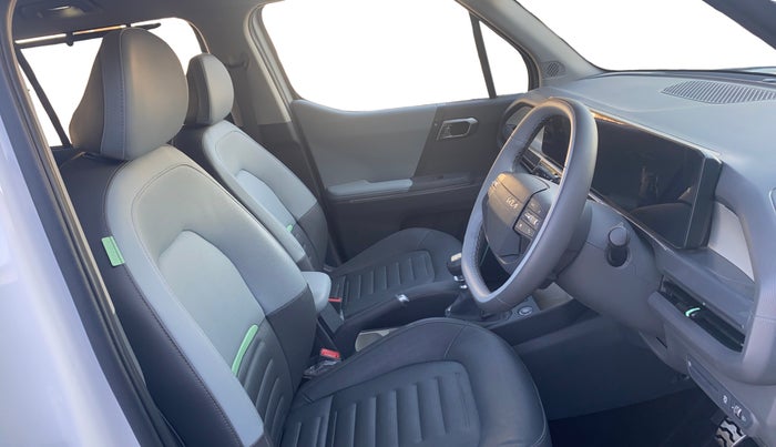 2025 KIA SYROS  HTX 1.0 Turbo 6MT, Petrol, Manual, 1,196 km, Right Side Front Door Cabin