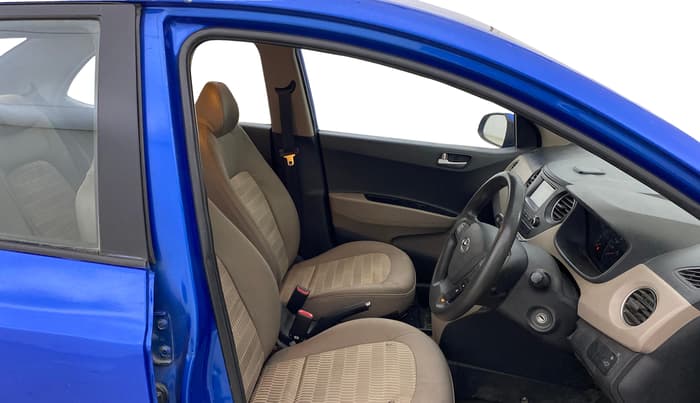 2018 Hyundai Xcent S AT 1.2, Petrol, Automatic, 49,044 km, Right Side Front Door Cabin