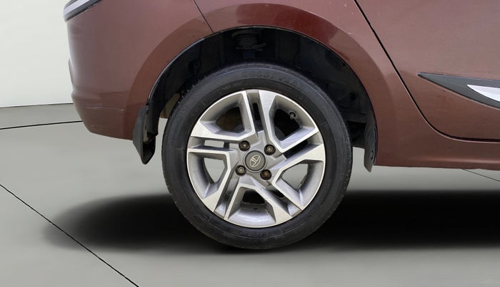 2023 Tata TIGOR XZA PLUS LEATHERETTE, Petrol, Automatic, 15,735 km, Right Rear Wheel