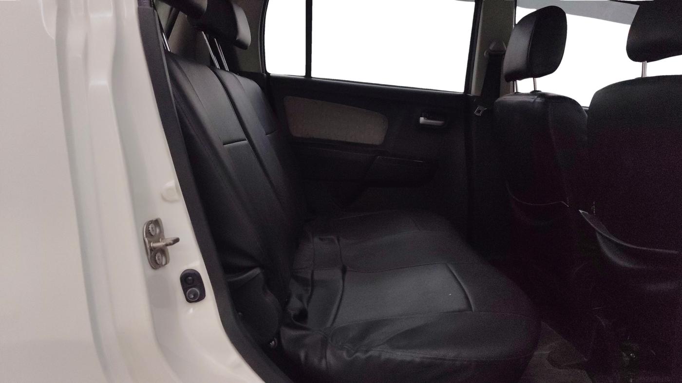 2016 Maruti Wagon R 1.0 VXI AMT, Petrol, Automatic, 31,586 km, Right Side Rear Door Cabin