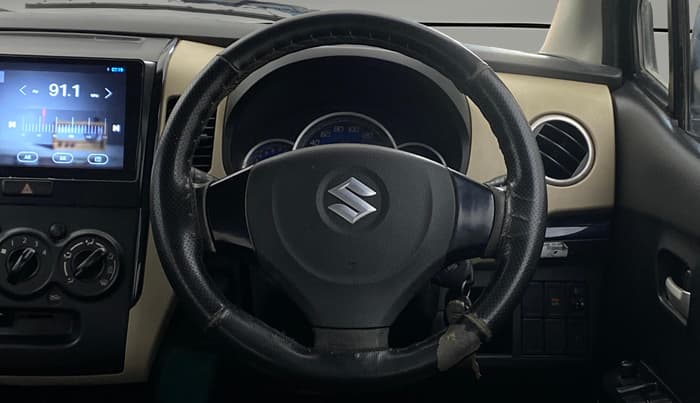 2017 Maruti Wagon R 1.0 VXI AMT, Petrol, Automatic, 1,01,283 km, Steering Wheel Close Up