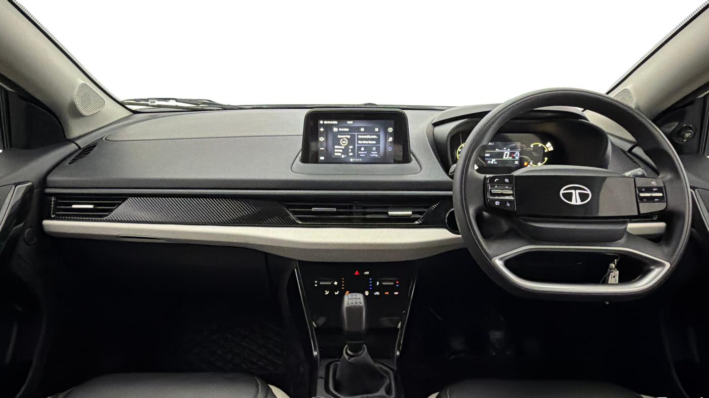 2024 Tata Curvv Pure Plus S 1.2 Petrol 6MT, Petrol, Manual, 17,191 km, Dashboard