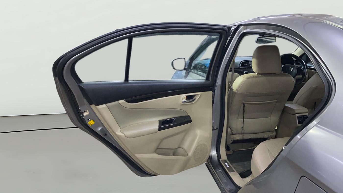 2018 Maruti Ciaz ZETA 1.4  MT PETROL, Petrol, Manual, 47,187 km, LHS Rear Door