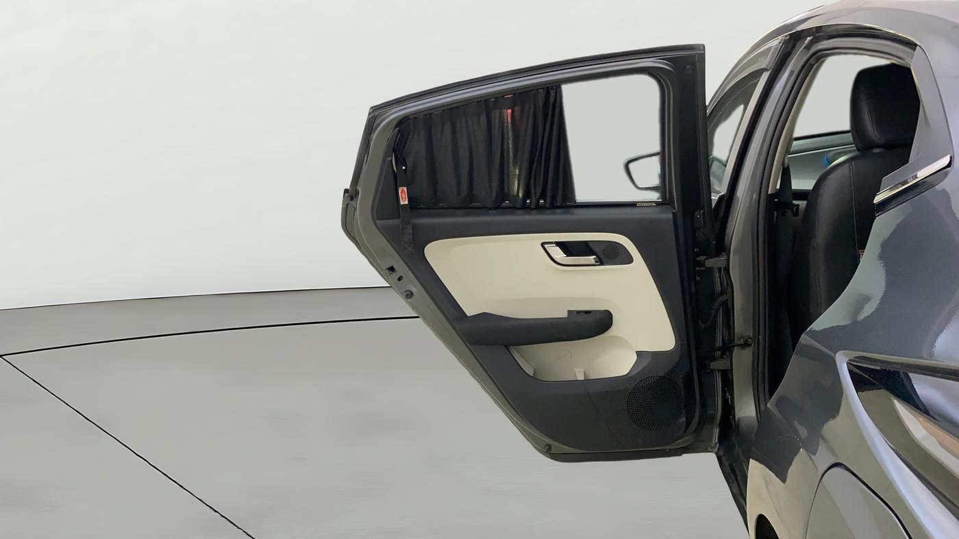 2023 Tata ALTROZ XZ PETROL, Petrol, Manual, 43,332 km, LHS Rear Door
