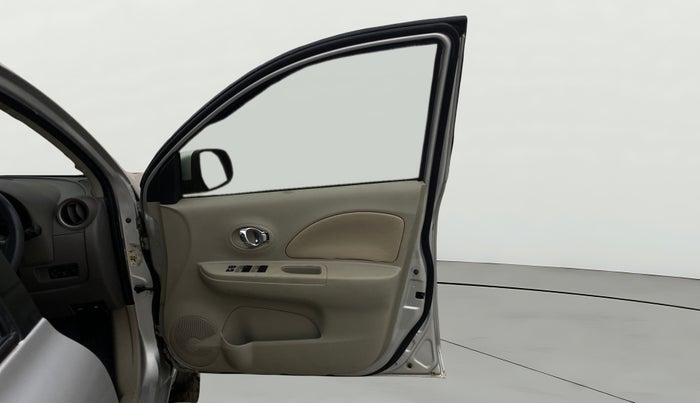2016 Renault Pulse RXZ DIESEL, Diesel, Manual, 1,20,232 km, RHS Front Door