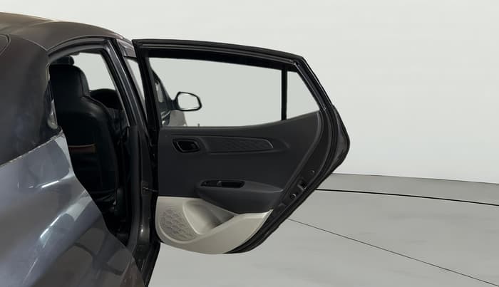 2021 Hyundai AURA S 1.2 CNG, CNG, Manual, 1,15,695 km, RHS Rear Door