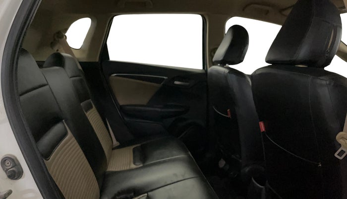 2016 Honda Jazz 1.2L I-VTEC V, Petrol, Manual, 1,14,972 km, Right Side Rear Door Cabin