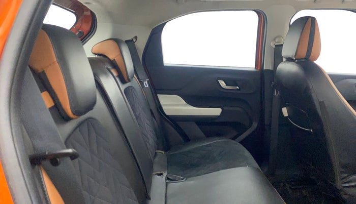 2022 Tata PUNCH CREATIVE  iRA PACK MT, Petrol, Manual, 84,424 km, Right Side Rear Door Cabin