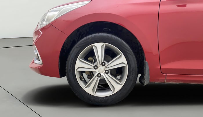 2017 Hyundai Verna 1.6 VTVT SX, Petrol, Manual, 70,826 km, Left Front Wheel