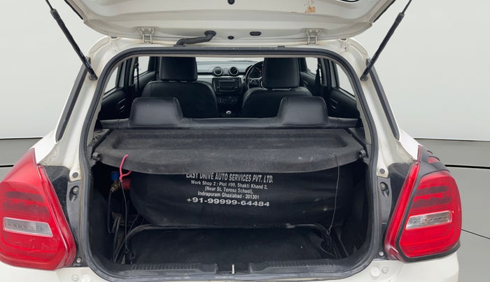 2018 Maruti Swift VXI, CNG, Manual, 93,415 km, Boot Open Zoomed View