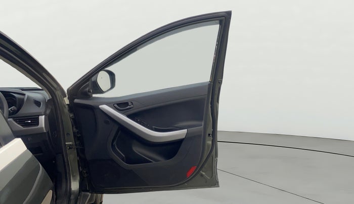 2023 Tata NEXON XMA SUNROOF PETROL, Petrol, Automatic, 14,457 km, RHS Front Door