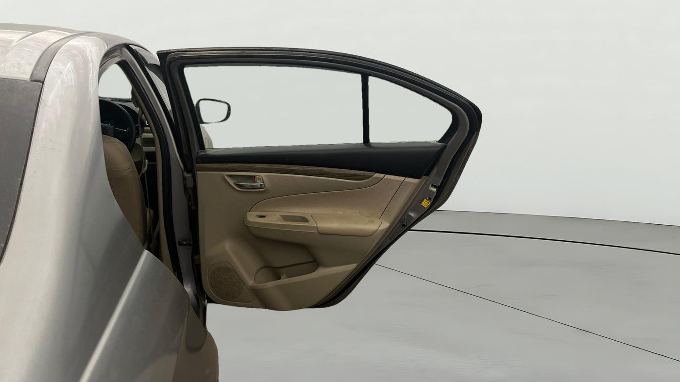 2019 Maruti Ciaz DELTA 1.5 SHVS MT PETROL, Petrol, Manual, 68,263 km, RHS Rear Door