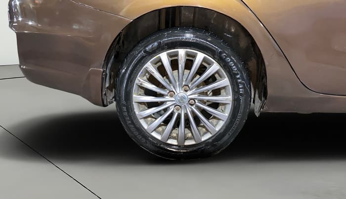 2017 Maruti Ciaz ALPHA  AT 1.4  PETROL, Petrol, Automatic, 47,132 km, Right Rear Wheel