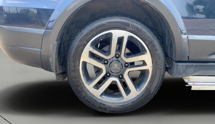 2017 Tata Hexa XT 4X4 6 STR, Diesel, Manual, 1,25,081 km, Right Rear Wheel