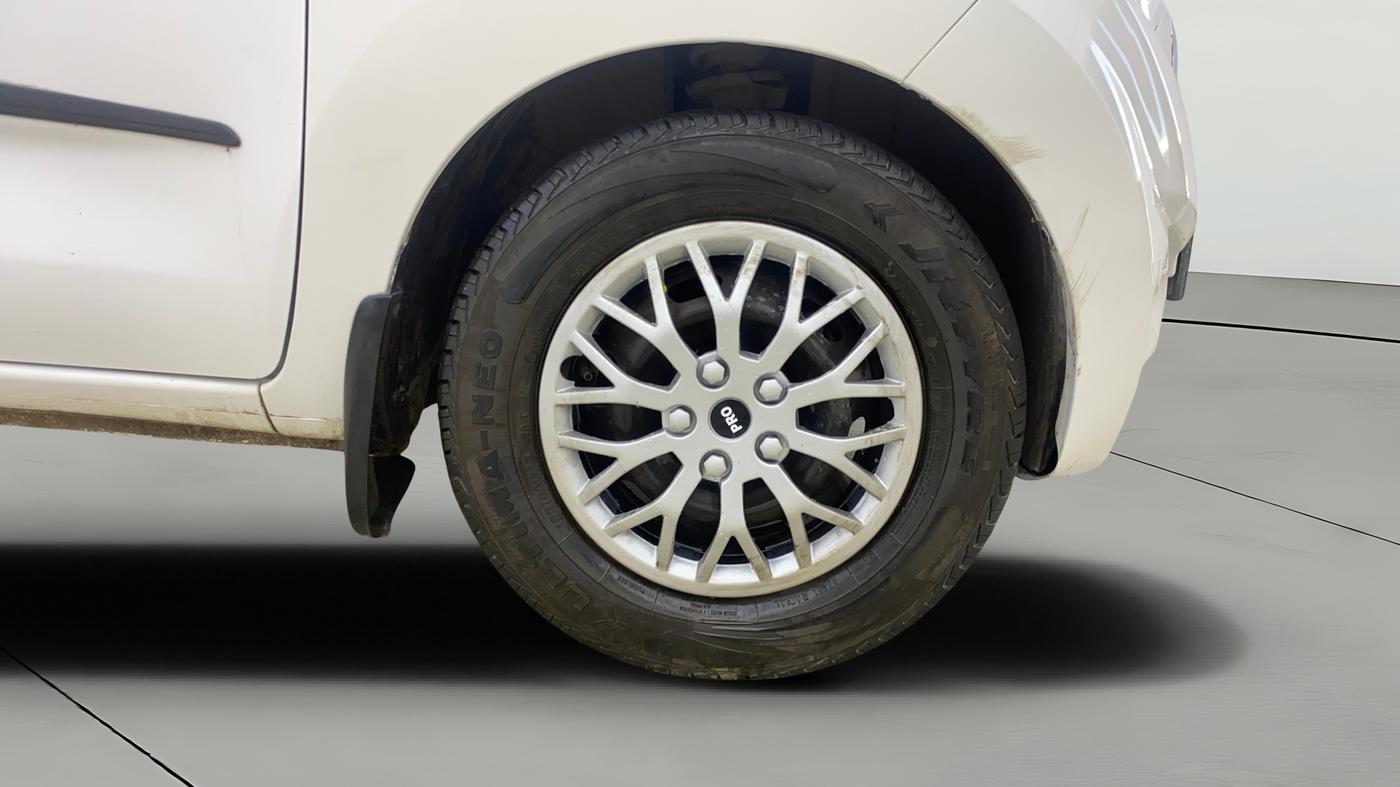 2019 Datsun Redi Go T (O), Petrol, Manual, 54,512 km, Right Front Wheel