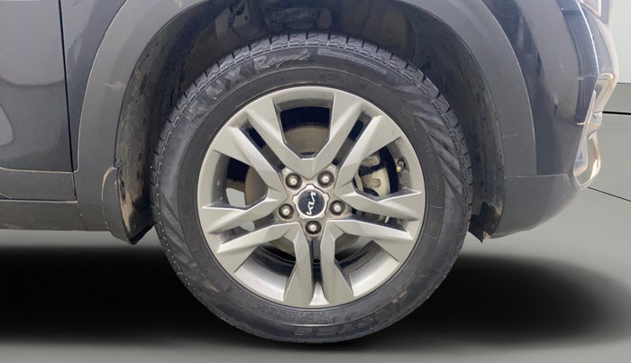 2023 KIA SELTOS HTX PETROL 1.5, Petrol, Manual, 30,582 km, Right Front Wheel