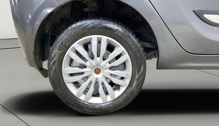 2022 Tata Tiago XZ PLUS CNG, CNG, Manual, 97,929 km, Right Rear Wheel