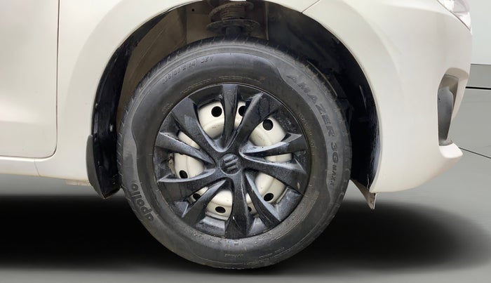 2020 Maruti Swift LXI, Petrol, Manual, 86,181 km, Right Front Wheel