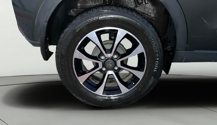 2020 Tata NEXON XZA PLUS (O) PETROL, Petrol, Automatic, 30,173 km, Right Rear Wheel