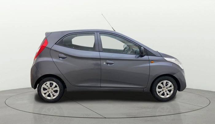 2016 Hyundai Eon MAGNA +, Petrol, Manual, 54,148 km, Right Side View