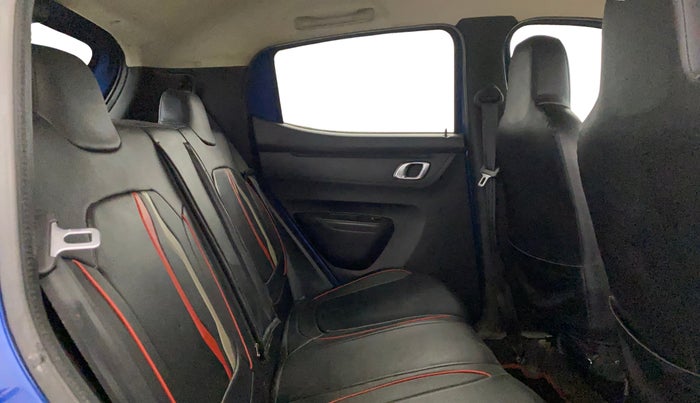 2021 Renault Kwid CLIMBER 1.0 (O), Petrol, Manual, 39,399 km, Right Side Rear Door Cabin