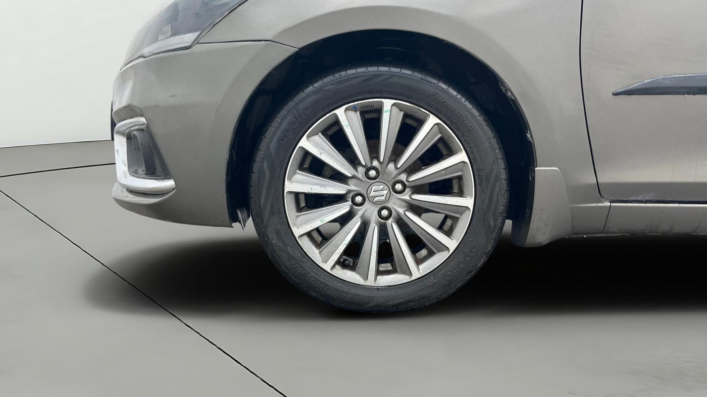 2018 Maruti Ciaz ALPHA 1.5 SHVS PETROL, Petrol, Manual, 70,421 km, Left Front Wheel