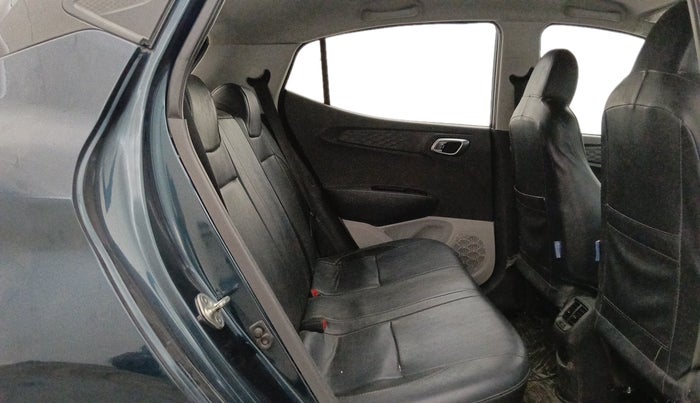 2020 Hyundai GRAND I10 NIOS SPORTZ AMT 1.2 KAPPA VTVT, Petrol, Automatic, 33,023 km, Right Side Rear Door Cabin