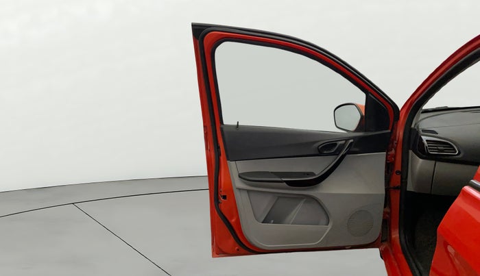 2020 Tata Tiago XT PETROL, Petrol, Manual, 37,927 km, LHS Front Door