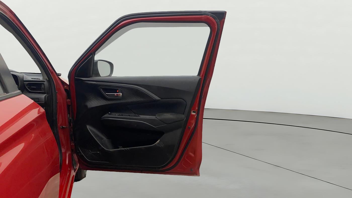 2024 Maruti Swift VXi AMT, Petrol, Automatic, 26,971 km, RHS Front Door